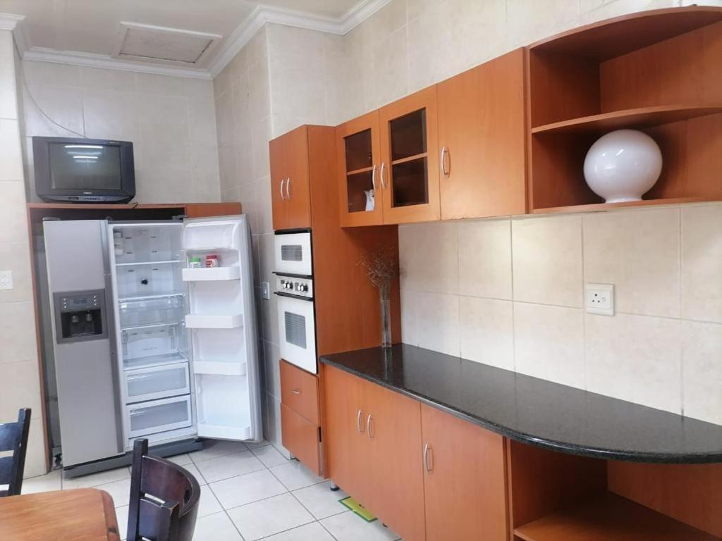 Guest house Triple T *